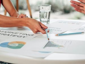 Identité visuelle : Guide ultime pour briller et marquer les esprits