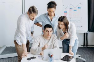 Le développement digital : moteur de croissance et d'innovation en 2025