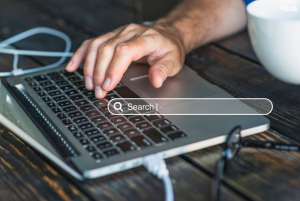 SERP : Comprendre et dominer les pages de résultats Google en 2025