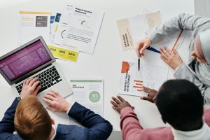 Marketing d'influence : propulsez votre marque au sommet !